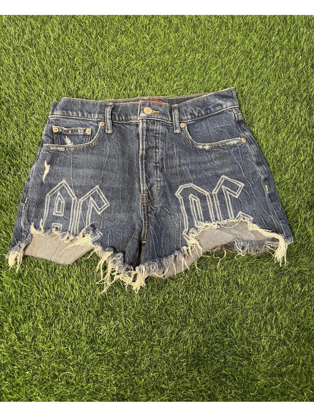 lucky legend acdc 3" high rise mom short Size 27